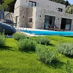 Pietra Di Mare Villa Yénion