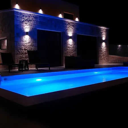 Pietra Di Mare Villa Jéni