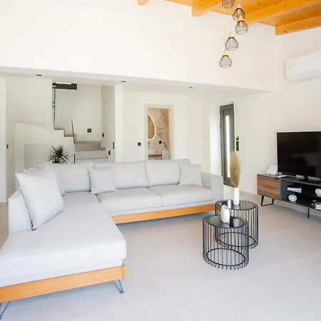 Pietra Di Mare Geni (Lefkada)