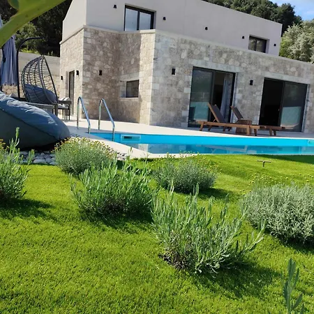 Pietra Di Mare Villa Jéni